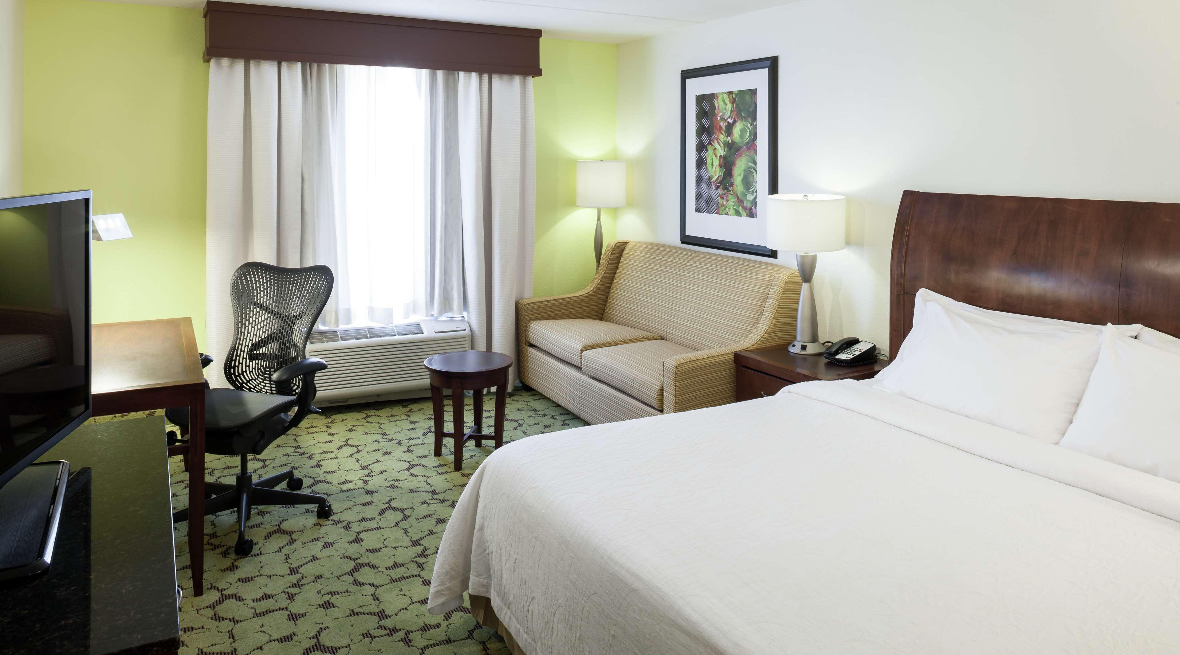 Hilton Garden Inn Dallas/Duncanville Exterior photo