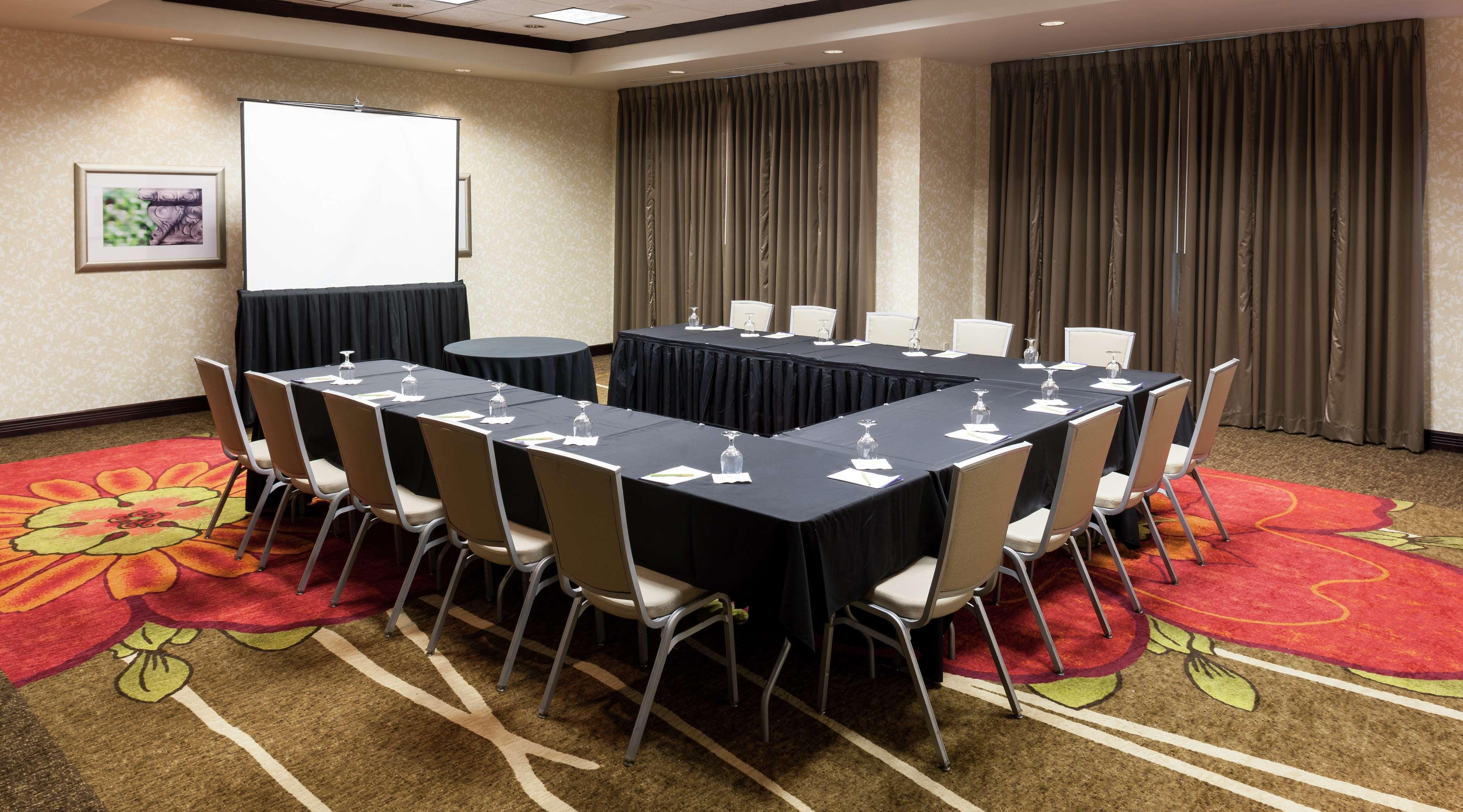 Hilton Garden Inn Dallas/Duncanville Exterior photo