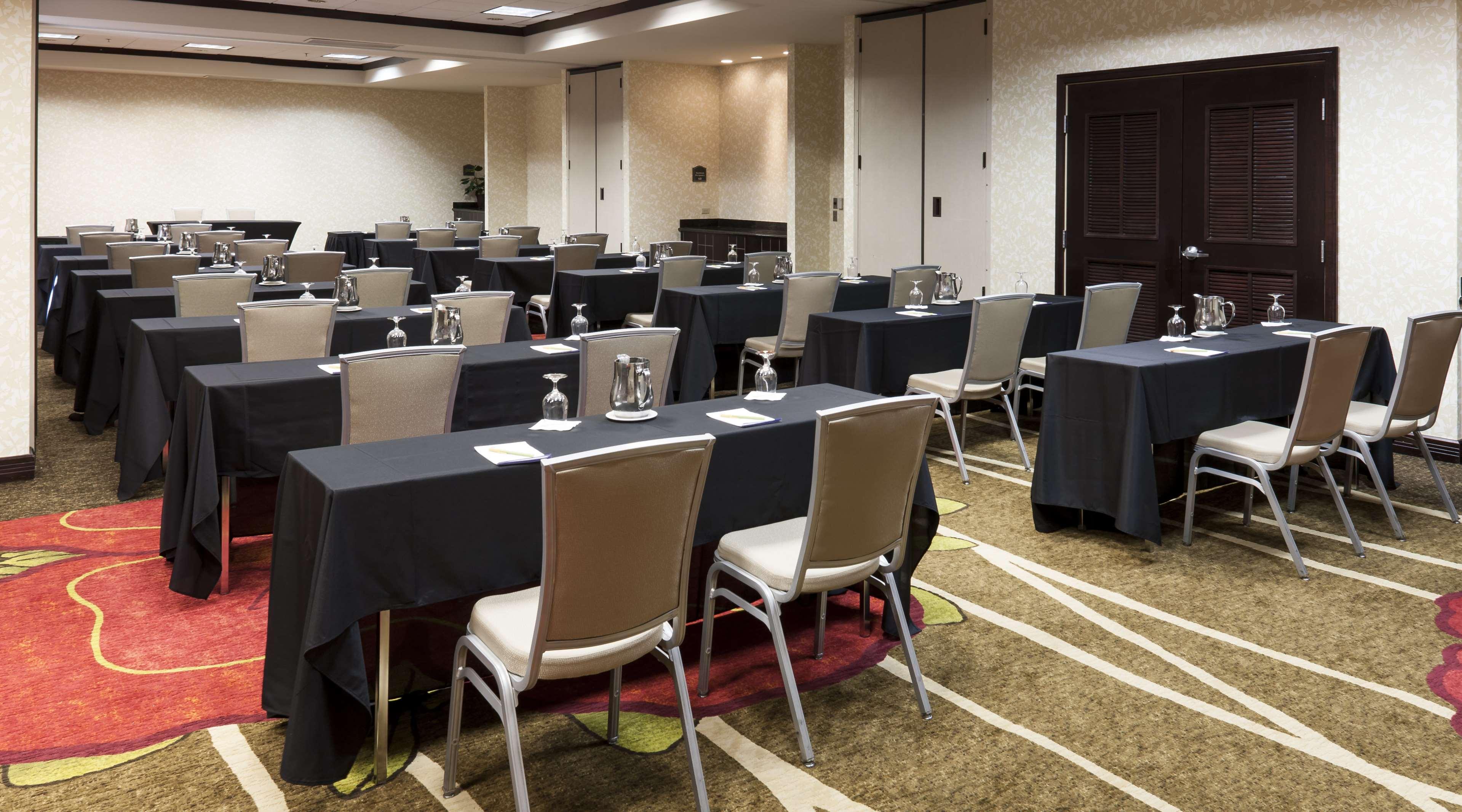 Hilton Garden Inn Dallas/Duncanville Exterior photo