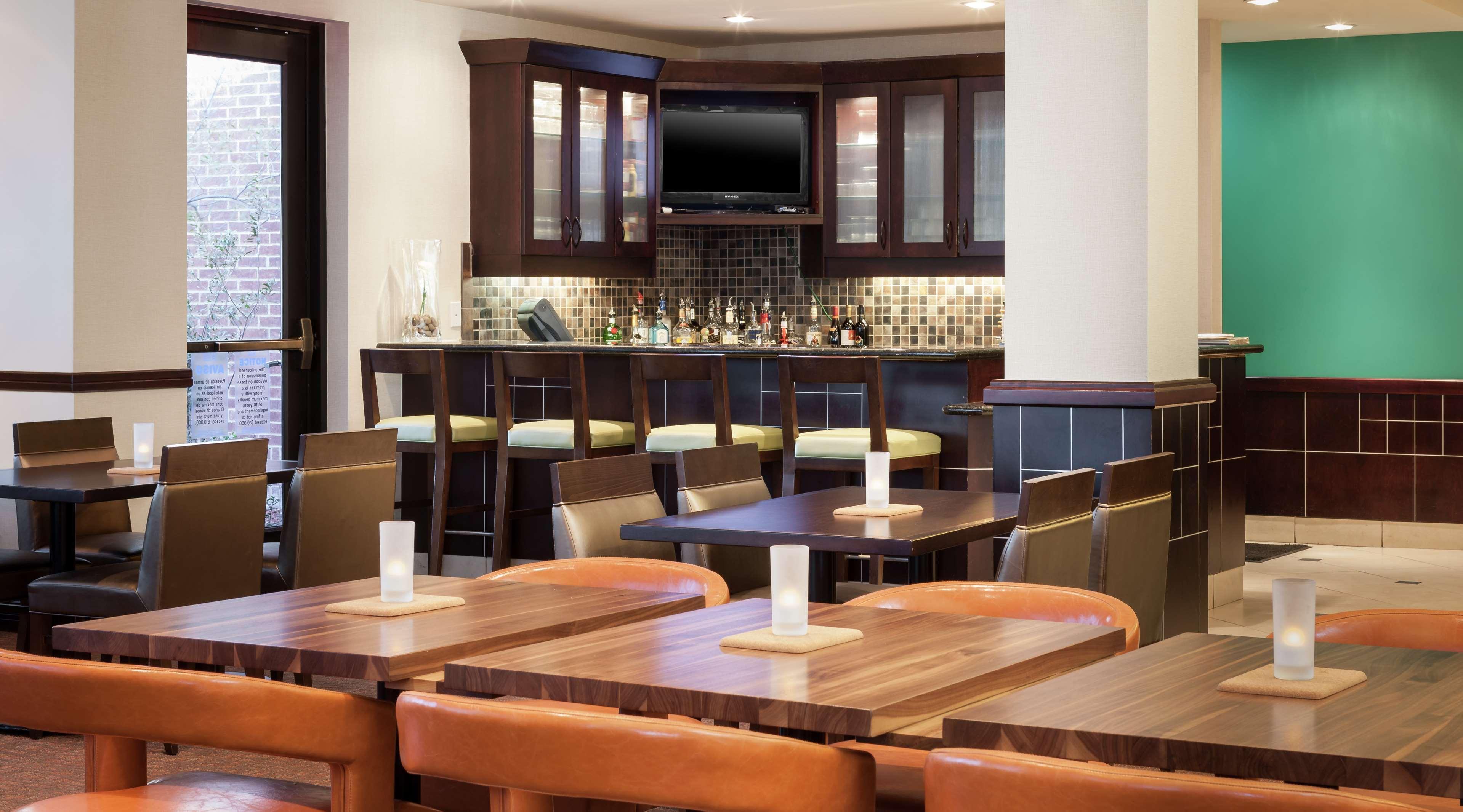 Hilton Garden Inn Dallas/Duncanville Exterior photo