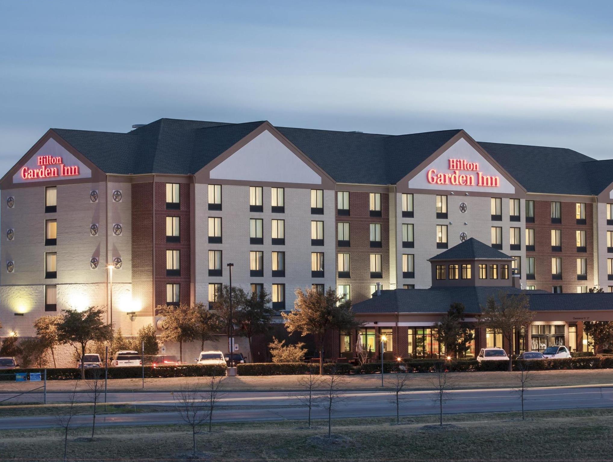 Hilton Garden Inn Dallas/Duncanville Exterior photo