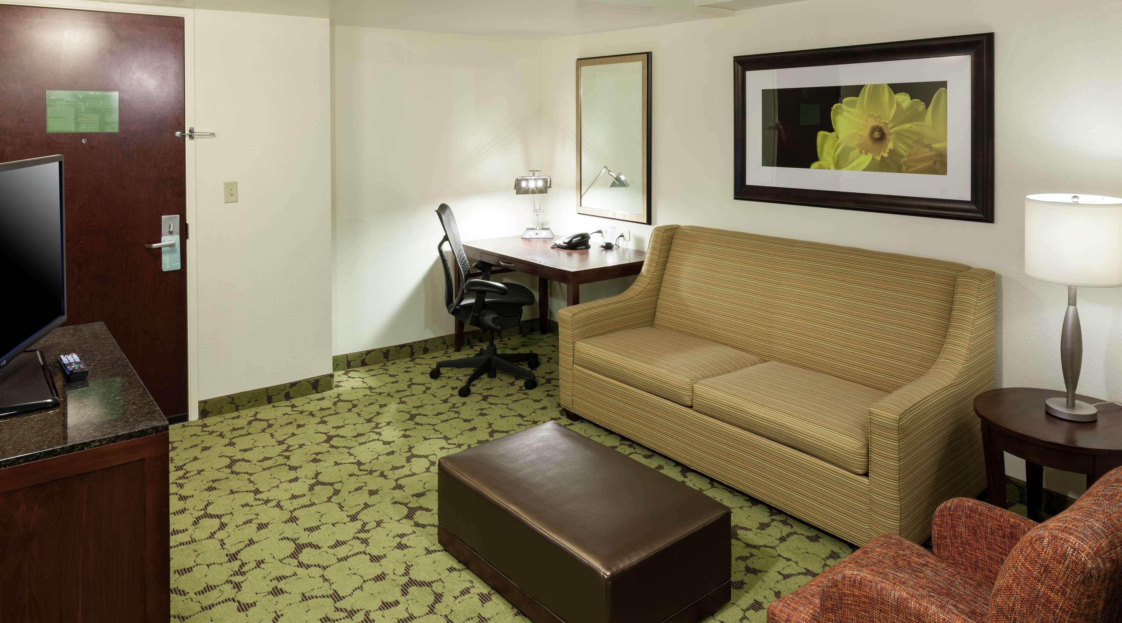 Hilton Garden Inn Dallas/Duncanville Exterior photo